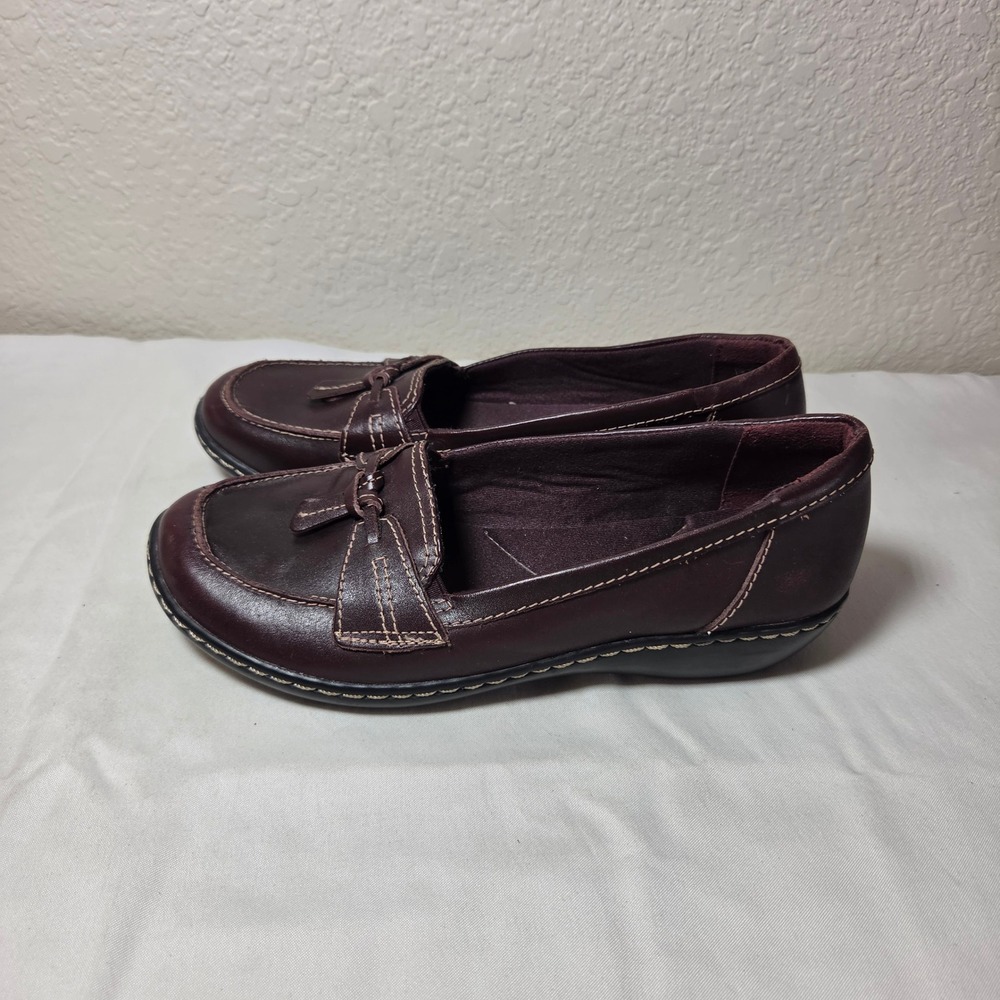 Clarks Collection Burgundy Leather Tassel Loafers Womens 8.5 W Wide Moc Toe